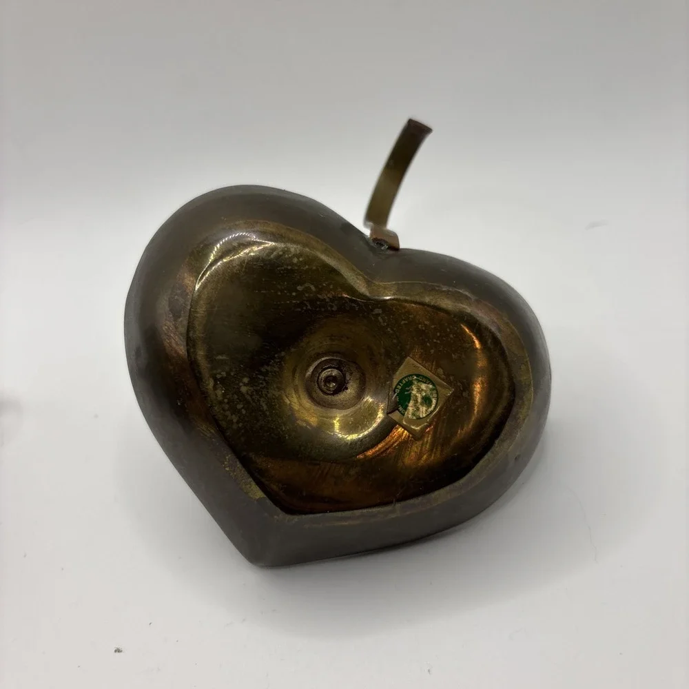 Vtg Pair Of Solid Brass Heart Chamber Candlestick Holders Made In India Set Of 2